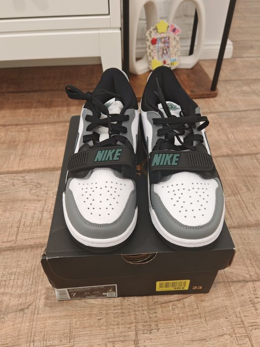 Jordan Legacy 312 Low
