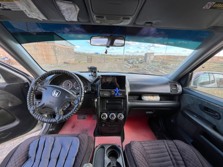 Honda CR-V 2003  2.0л