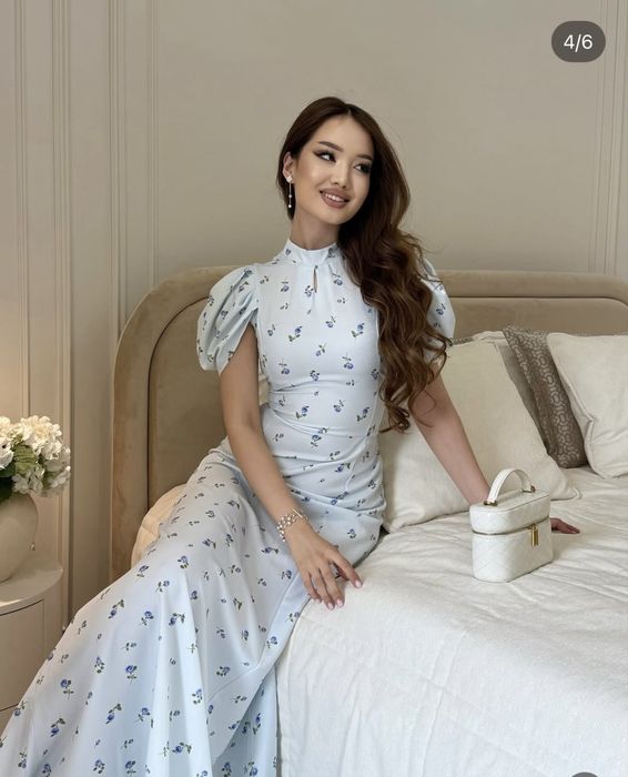 Платье с узорами