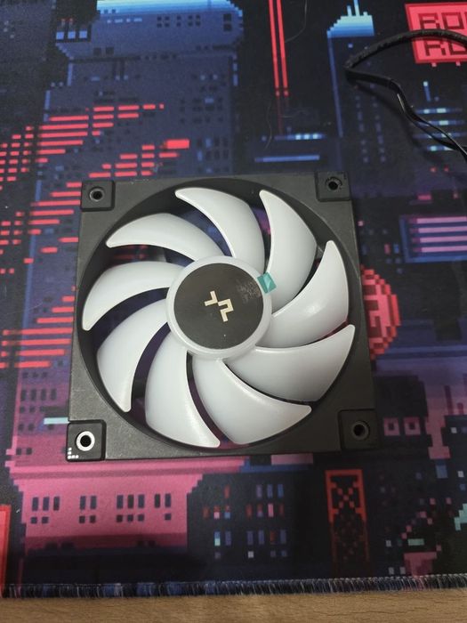 Разветвитель id cooling CH-02 и кулер deepcool FD