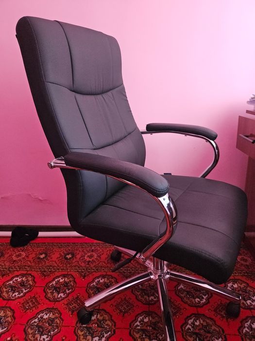 o'yin kreslosi ; gaming chair