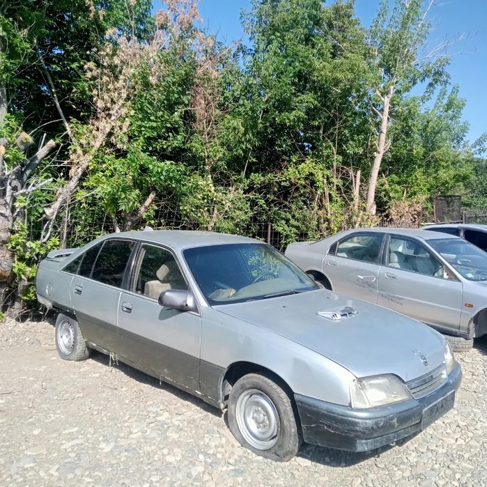 Opel omega а разбор