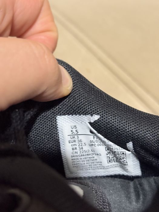 Оригинални маратонки NIKE