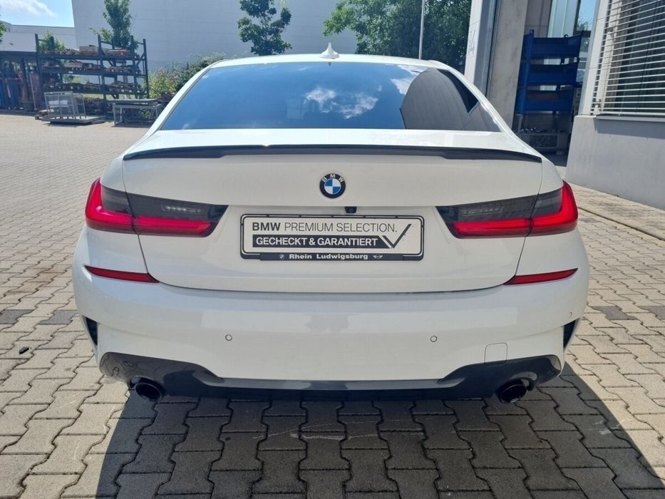 BMW 3 Series 2021 — imagine 5