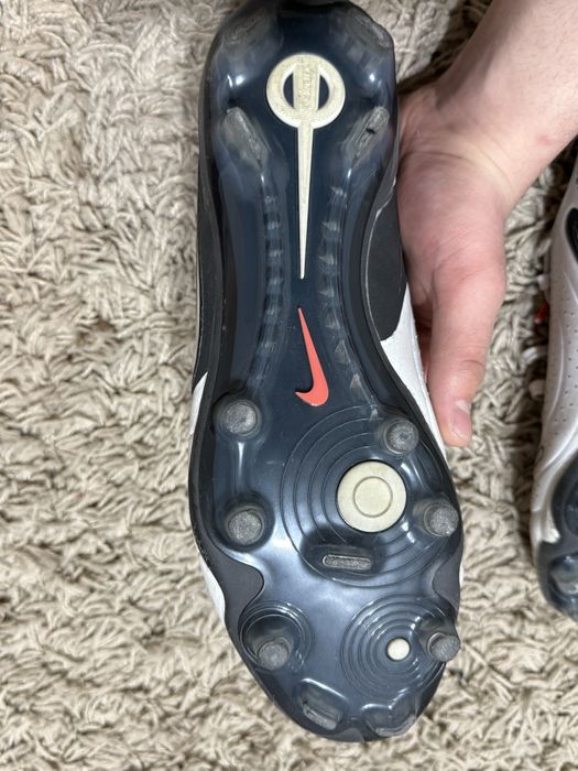 Продаются оригинальные бутсы