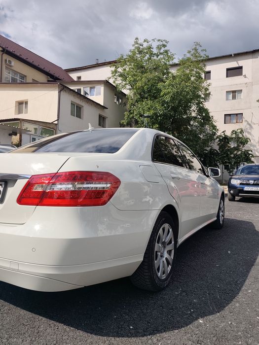 Mercedes E200 IMPECABIL