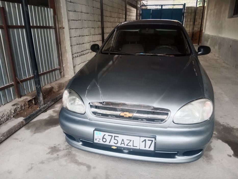 Продам Шевроле ланус