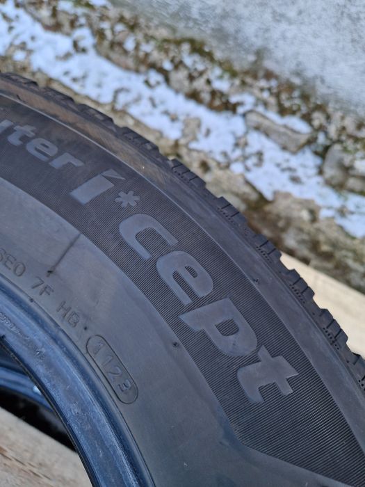 2anvelope iarna 215 70 16 Hankook 2023