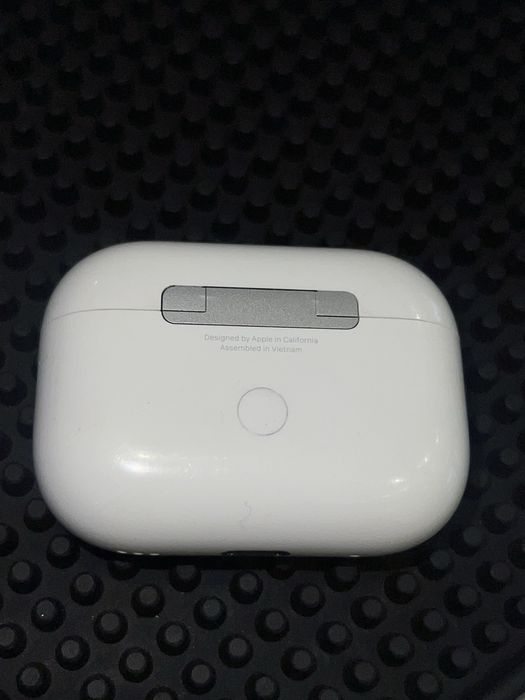 Apple AirPods Pro 2
