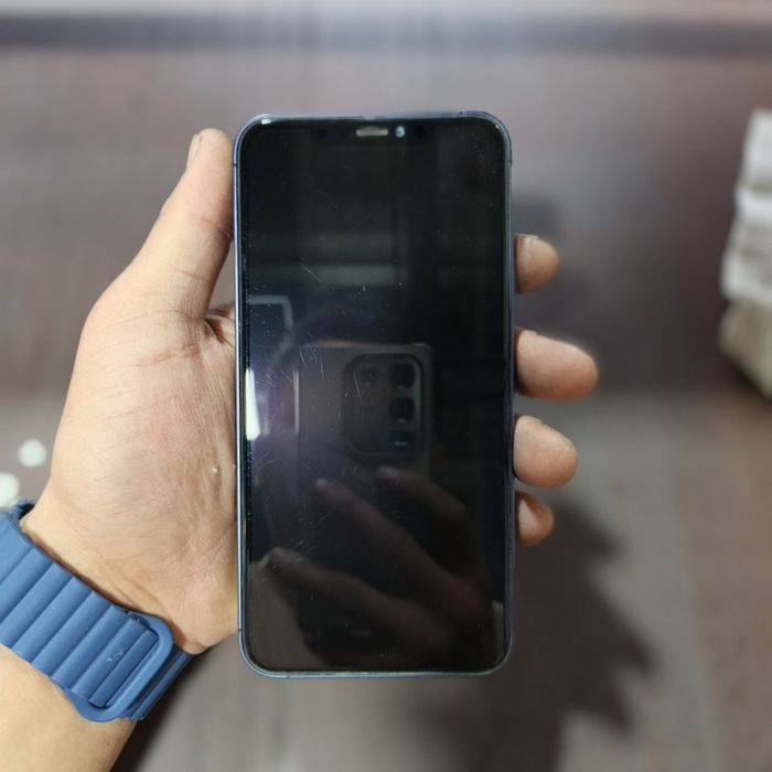 Iphone X es max sotiladi