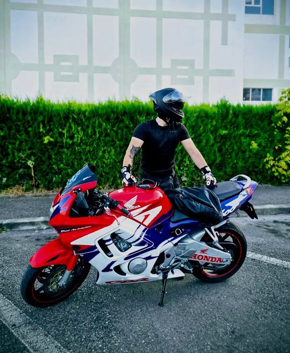 Honda cbr 600 f3
