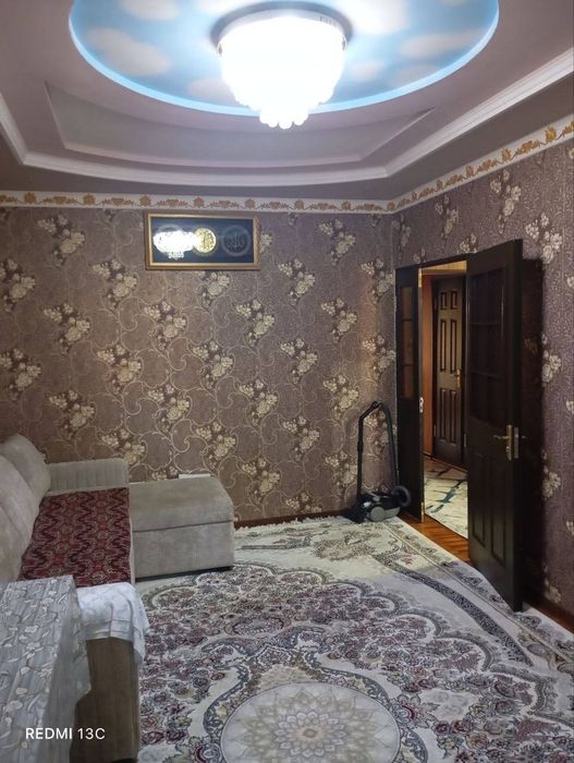 Yunusobod 17 mavze 2/5/5 (61²) sotiladi