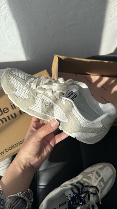 Продам кроссовки new balance miu miu