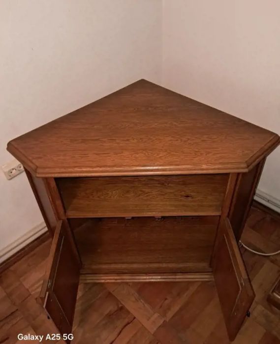 Canapea cu fotolii si mobilier vintage