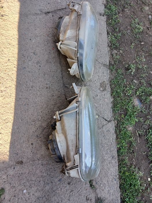 Фара Фольксваген Гольф3 в оригинале привозная