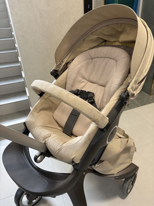 Продам коляску Stokke