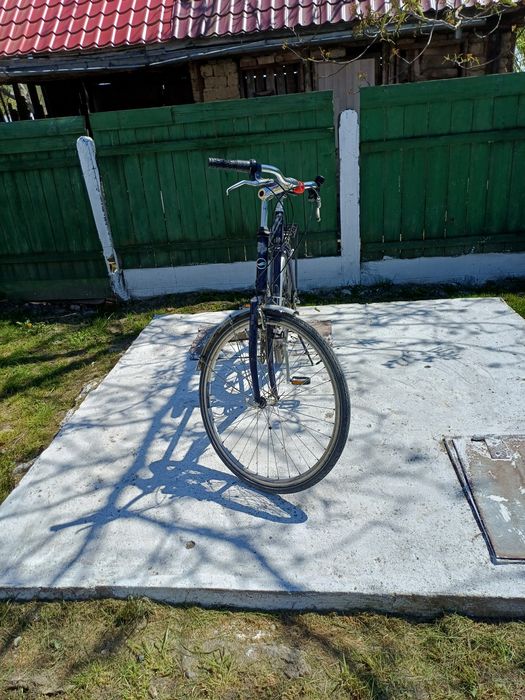 Vând 3 biciclete