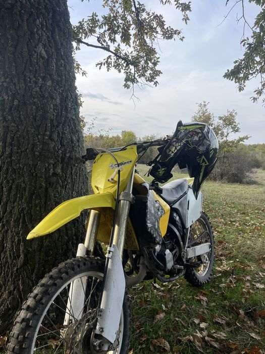 Продавасе suzuki rm125