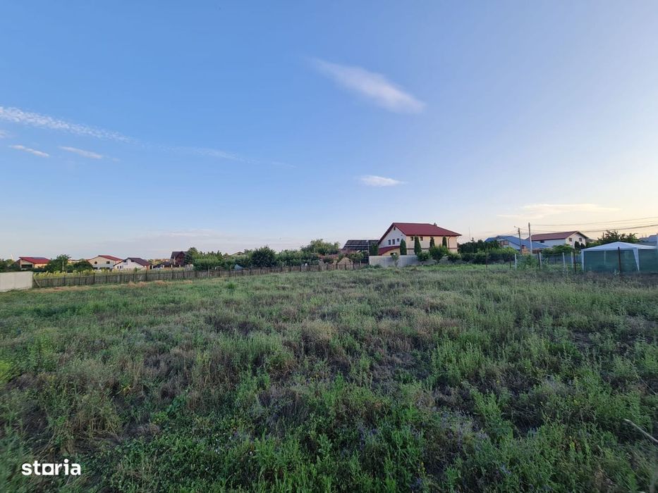 Vanzare teren intravilan 950 mp, Sat Costi, cu utilitatile la limita