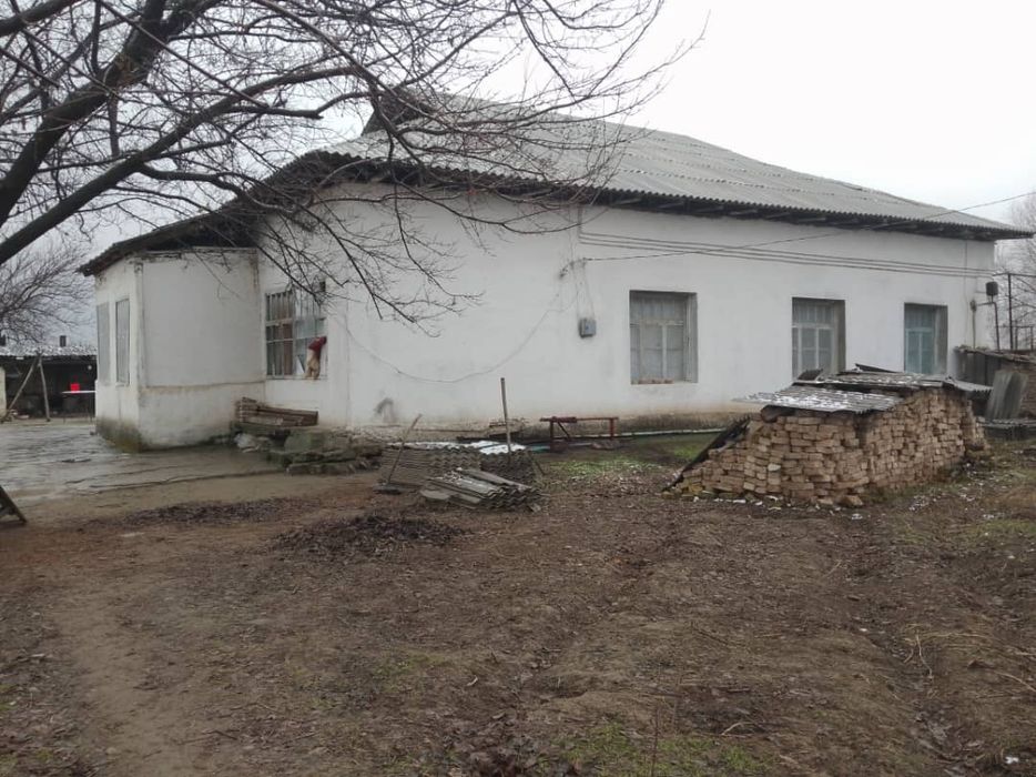 Срочна уй сотилади