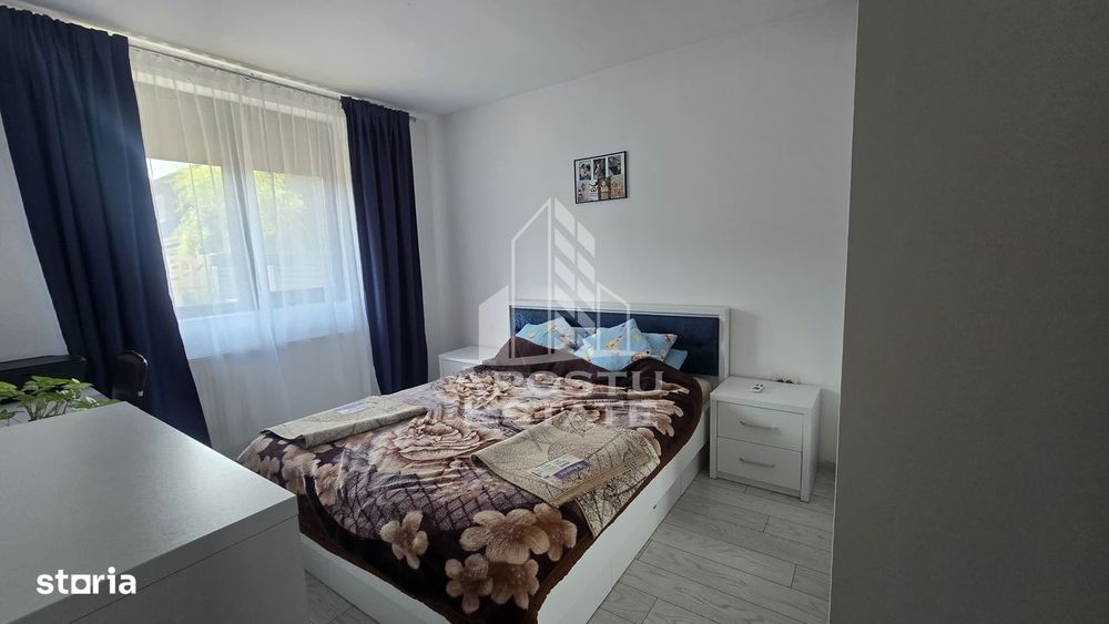 Casa individuala de vanzare cu 4 camere, 2 bai, terasa si foisor, Sag