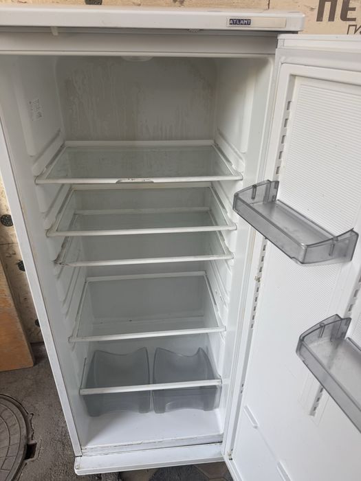 Продам Холодильник