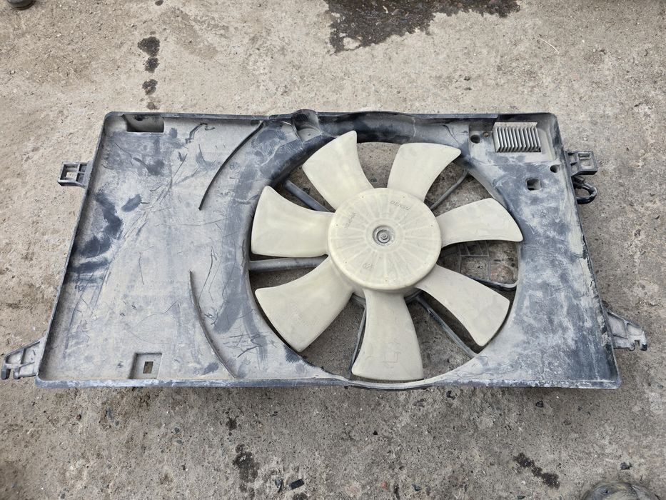 Вентилятор охлаждения Мазда Mazda 5