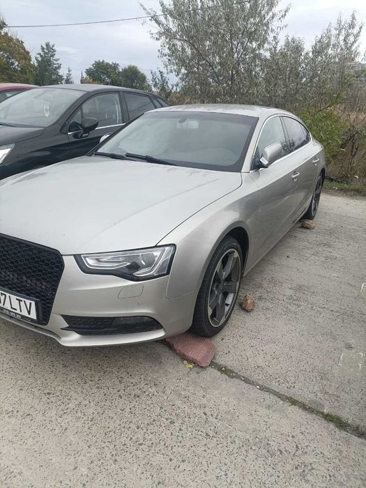 Dezmembrez Audi A5 Sportback 2.0 TDI CNHA 190cai Quattro cutie manuala