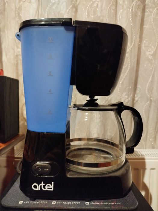 Кофеварка artel .