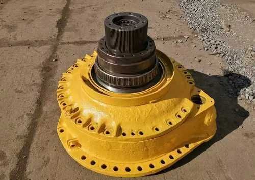 Бортовой редуктор Komatsu D65