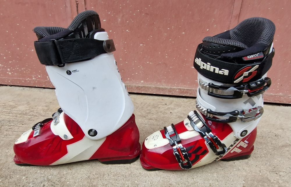 Продавам карвинг ски с автомати и обувки гр. София Лагера • OLX.bg