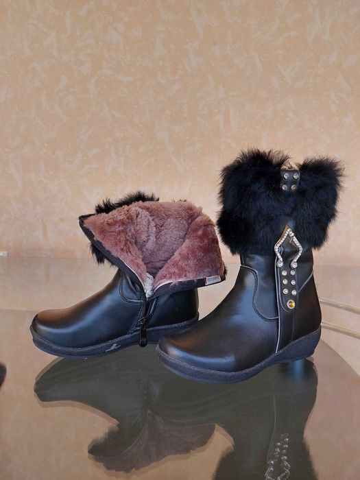 Сапожки для девочек