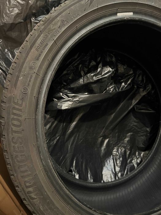 Зимни гуми Слик BRIDGESTONE Blizzak LM005 245/40 R19  DOT 4622