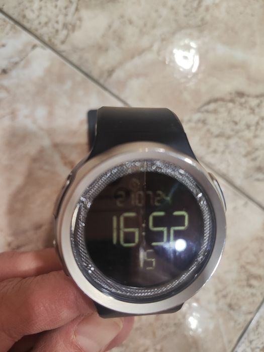 Мъжки часовник  с хронометър за бягане W900 M, черен