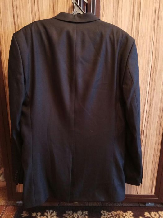 Мужской костюм .