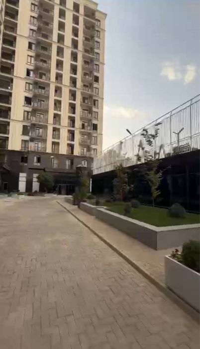 Новостройка! Шота Руставели! Кадастр есть! 68м2