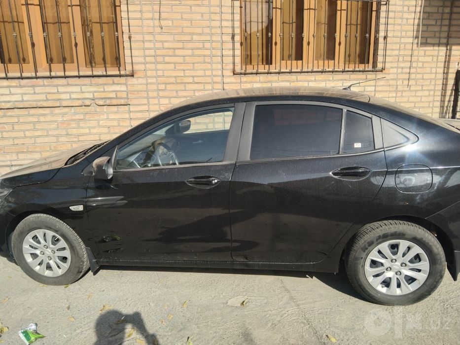 Chevrolet onix 2 pazitsiya mexanika