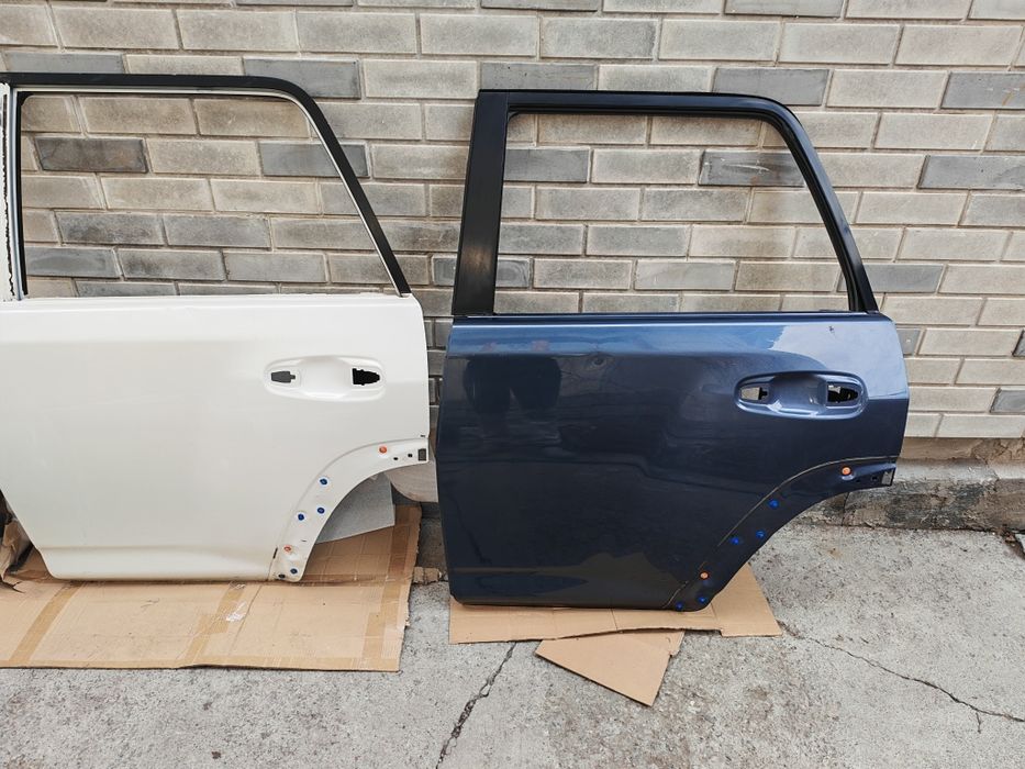 Двери Toyota 4Runner 280-285