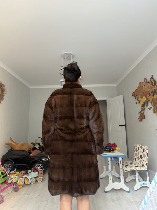 Продам норковую шубку