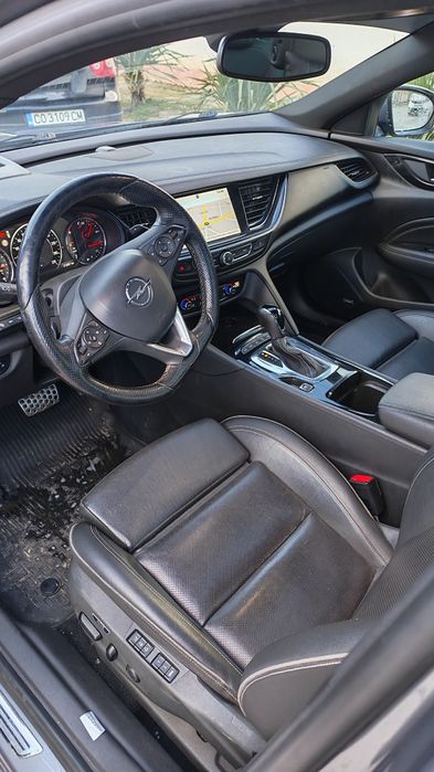 Опел Инсигния 2017 газ-бензин  4х4