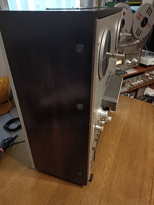 Magnetofon TEAC x 1000