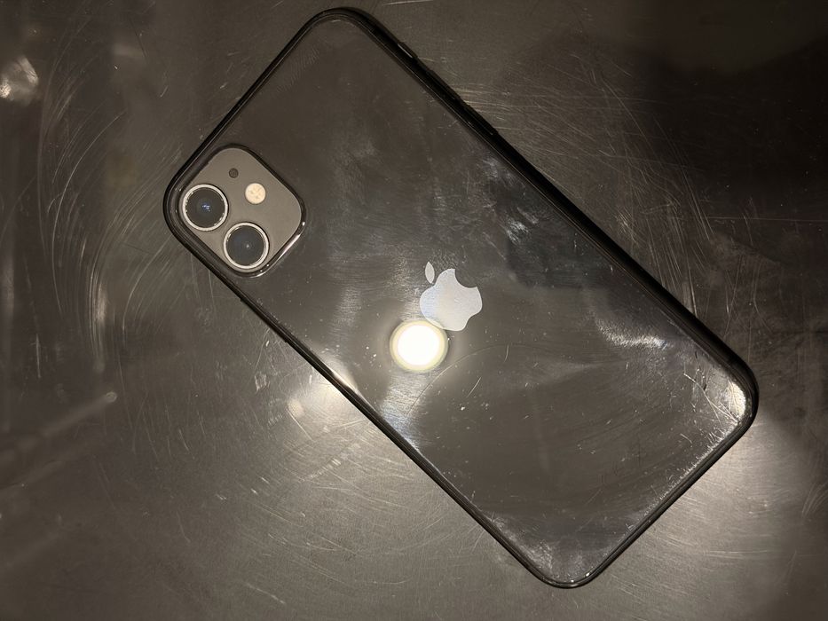 iPhone 11   128gb