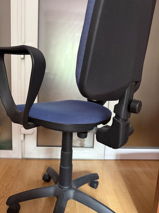 Scaun rotativ birou