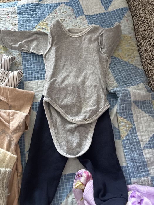 Отдам даром вещи детские