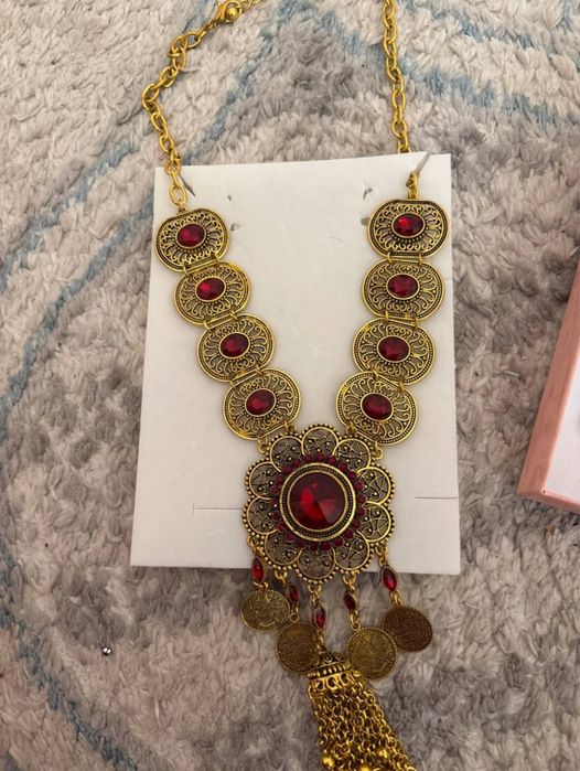 Украшение к национальным образом