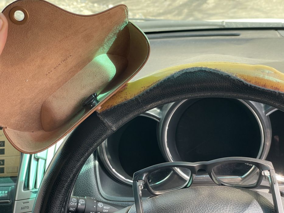 Продам очки RayBan оригинал