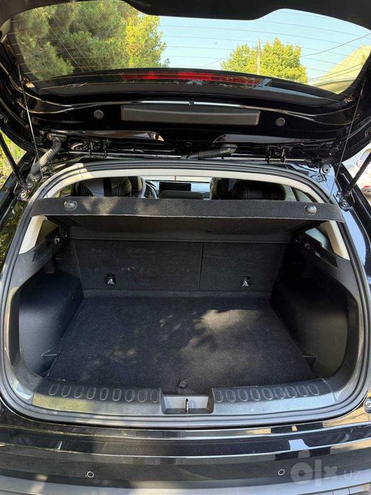 Haval Julion Premium 2025-yil ideal holatda.