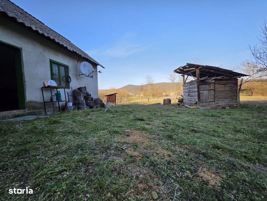 Preț mic! Casă solidă + teren generos 1887 mp – ideal renovare