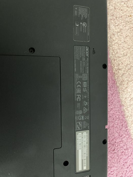 Ноутбук Acer Aspire ES1-533
