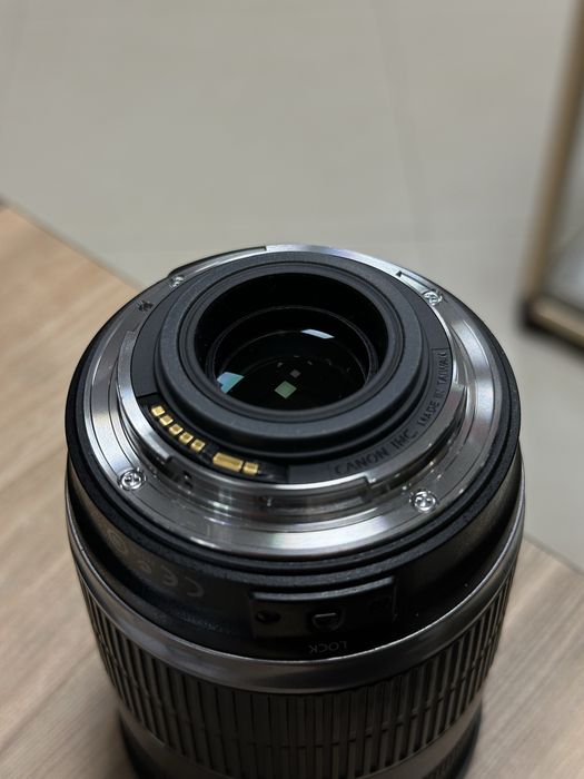 Canon EF-S 18-200mm 3,5-5,6 IS